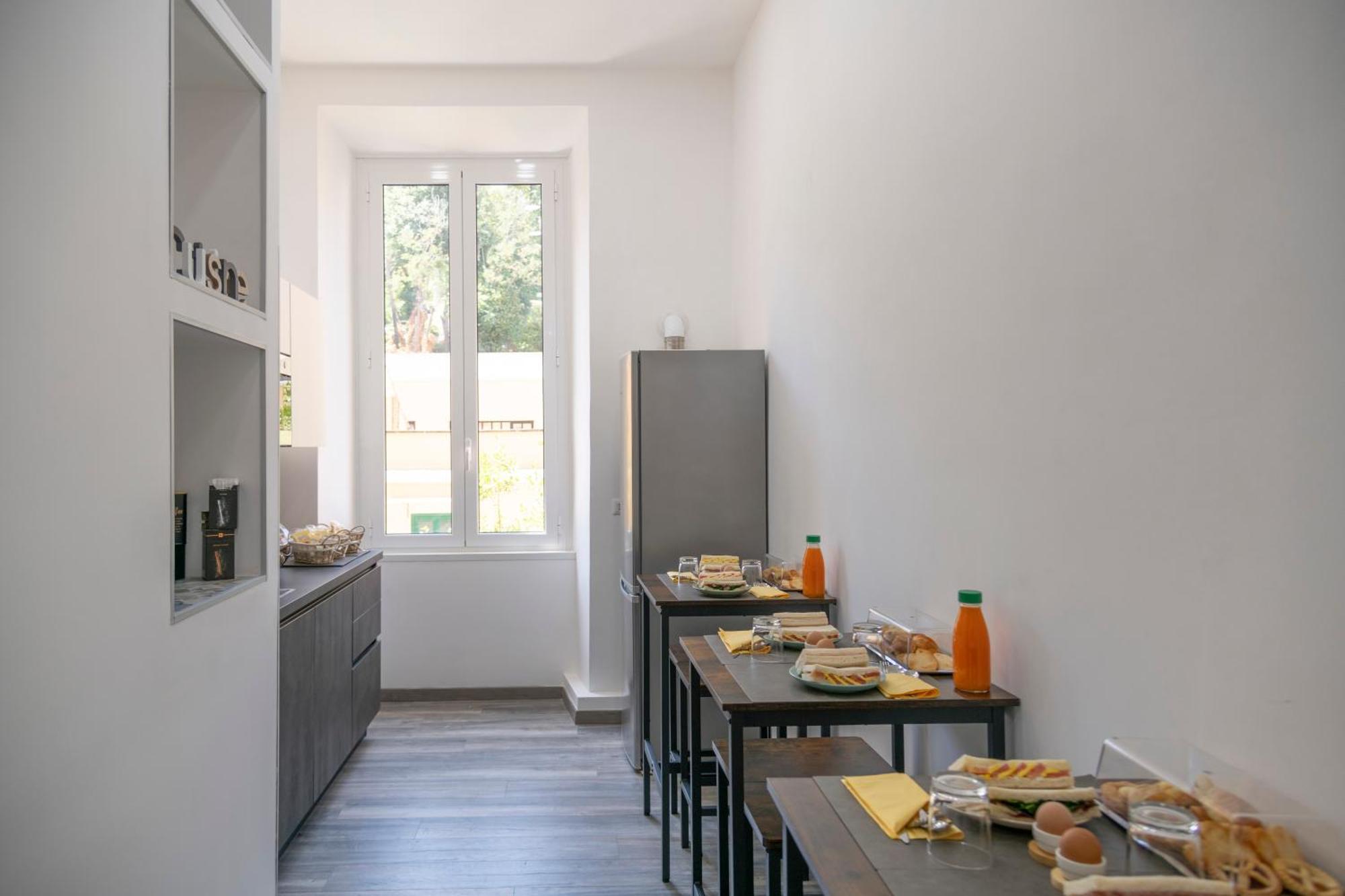 Trastevere Luxury Rooms Рим Екстер'єр фото